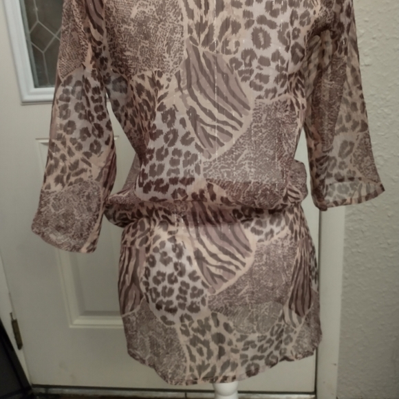 Sheer top by Priya. Size M/L - Picture 3 of 8